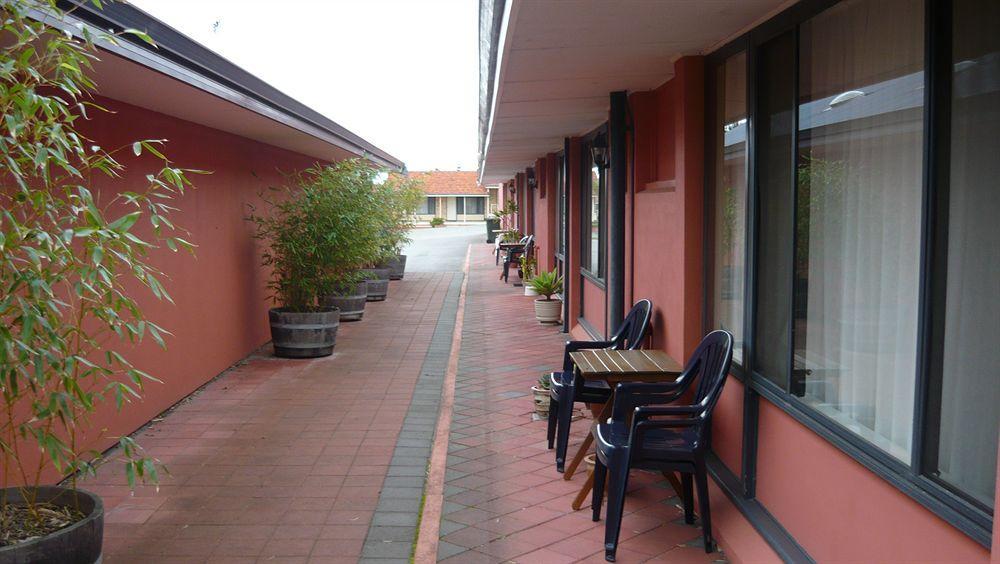 Albany Apartments Екстериор снимка