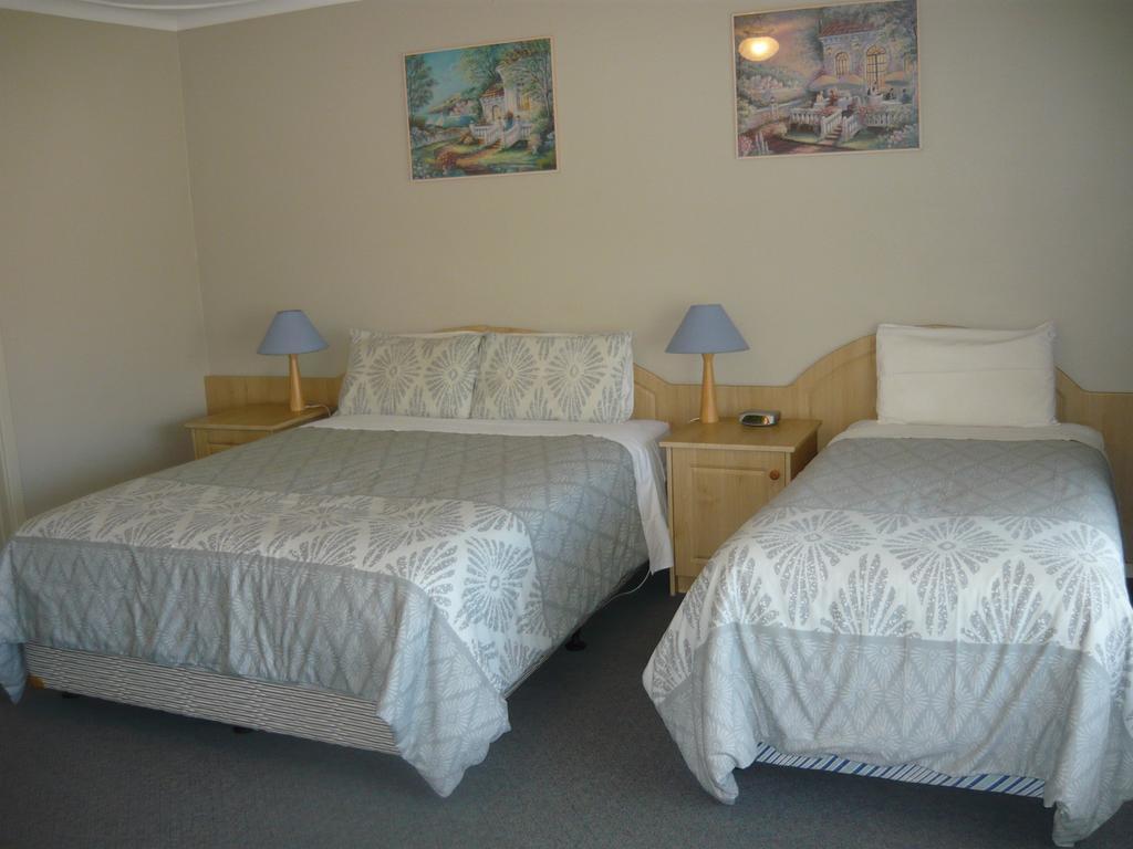 Albany Apartments Стая снимка