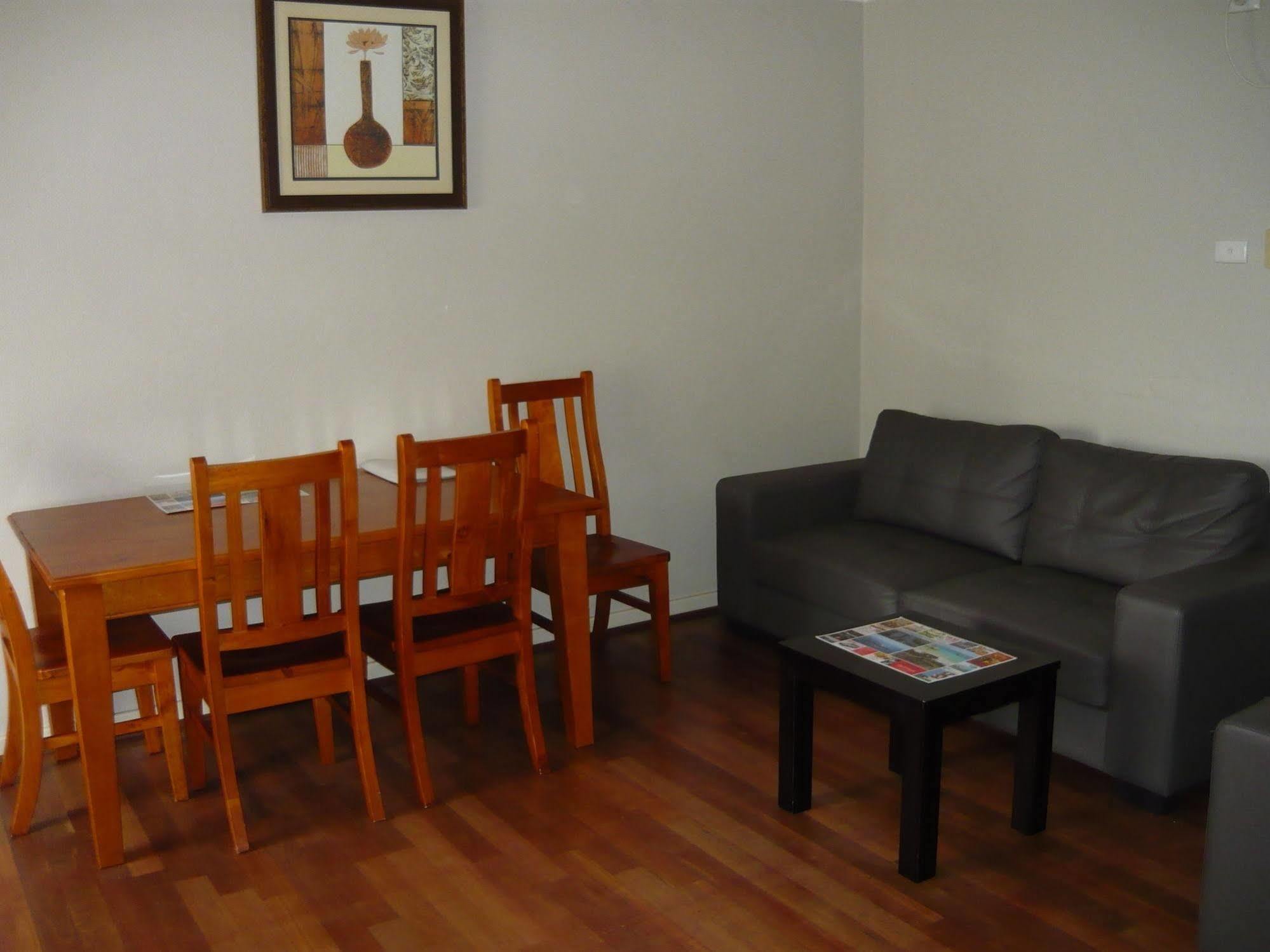 Albany Apartments Екстериор снимка