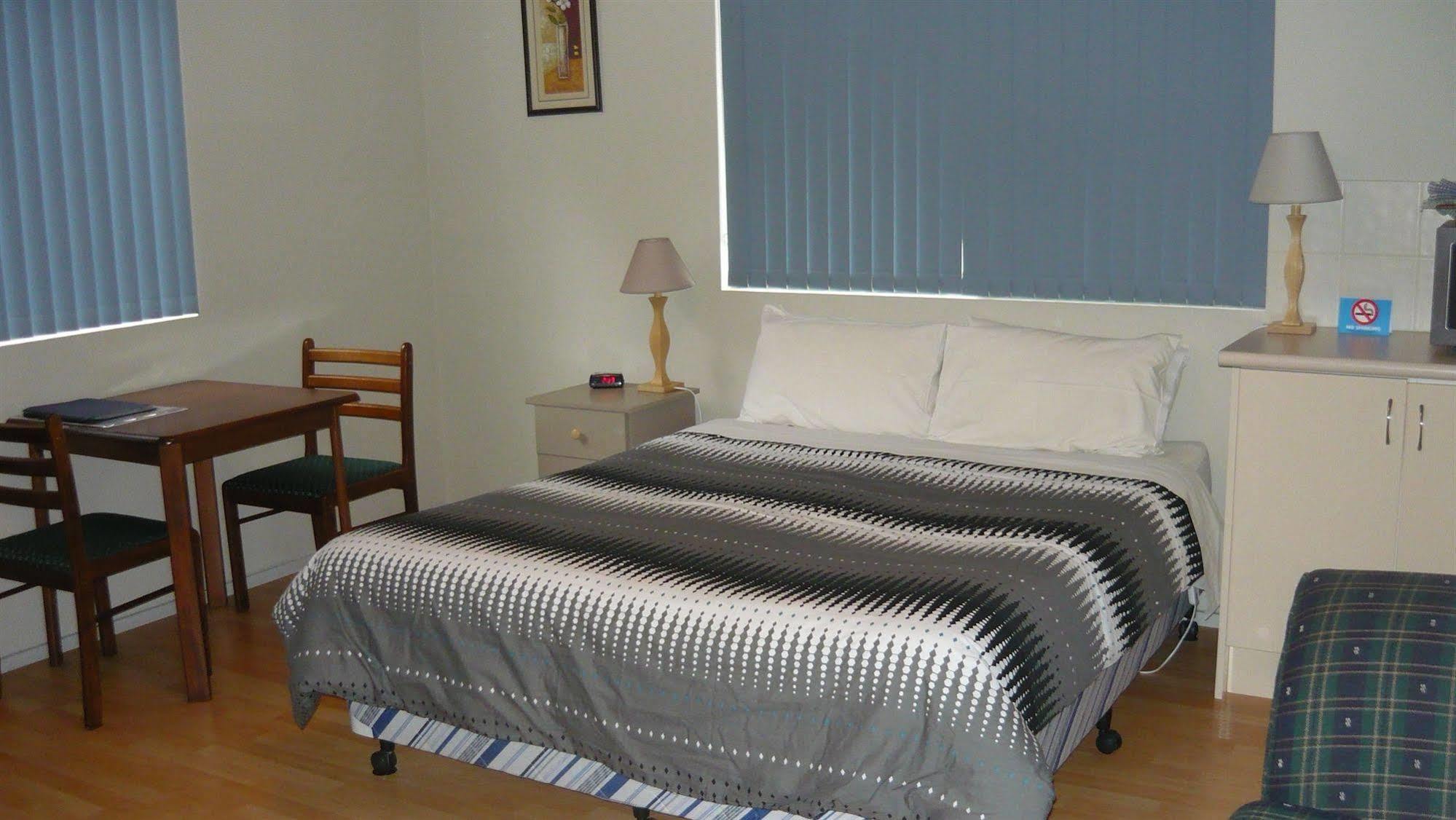 Albany Apartments Екстериор снимка